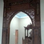 Mihrab Jati Ukir Kembang