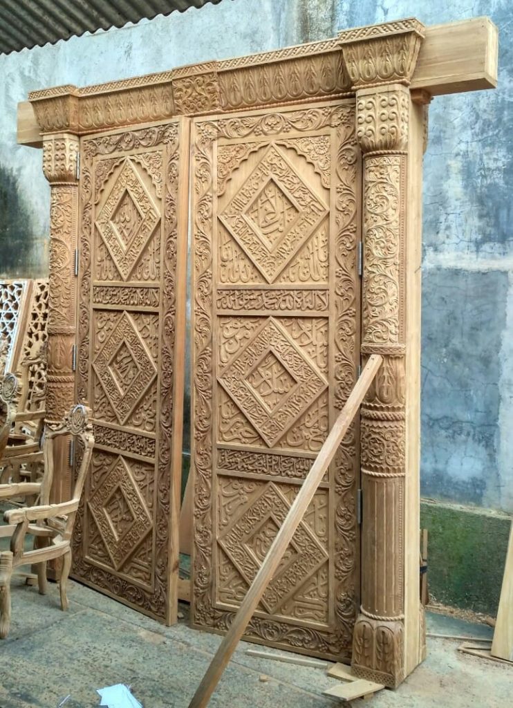 Pintu Jati Ukir Motif Afrika