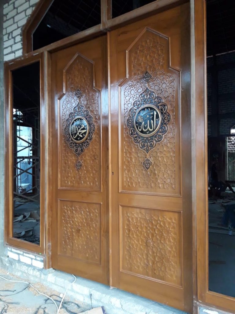 Pintu Jati Kusen Kerucut